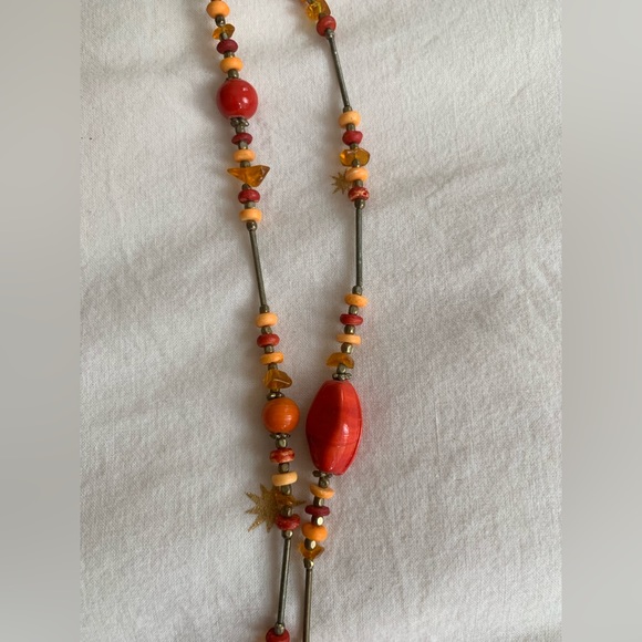 Double string Long necklace w orange and red beads - Picture 9 of 10